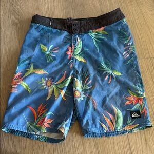 Quiksilver Tropical Blue Board Shorts. Boys size 26 or size 12